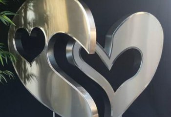 廣場(chǎng)心形雕塑