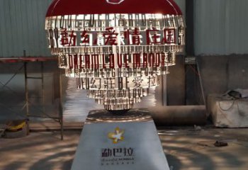 心形球雕塑制造，白鋼構(gòu)件，不銹鋼心形球雕塑提供