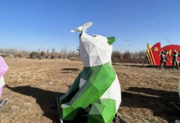 彩繪熊貓雕塑通用，花園小品，廣場(chǎng)切面熊貓雕塑優(yōu)價(jià)