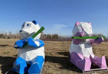 景觀熊貓雕塑批發(fā)，幾何工藝，切面熊貓雕塑承接