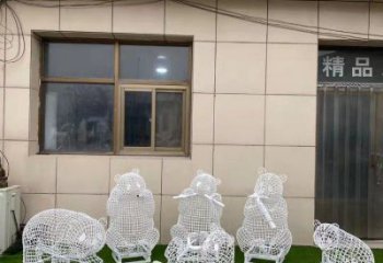 熊貓雕塑制造商，酒店擺件，鏤空熊貓雕塑定制廠家