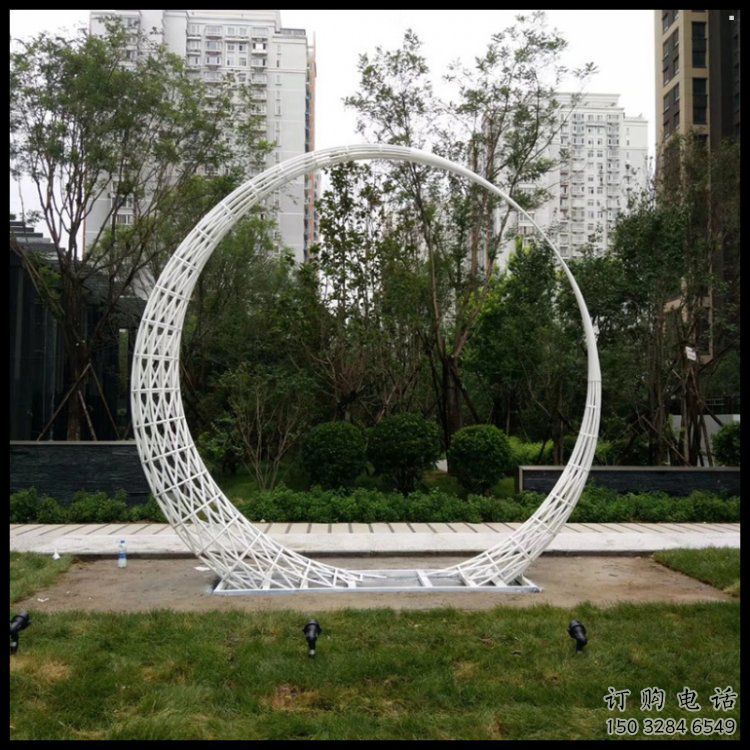 月牙雕塑制造，歐式風(fēng)格，鏤空月牙雕塑廠家定價