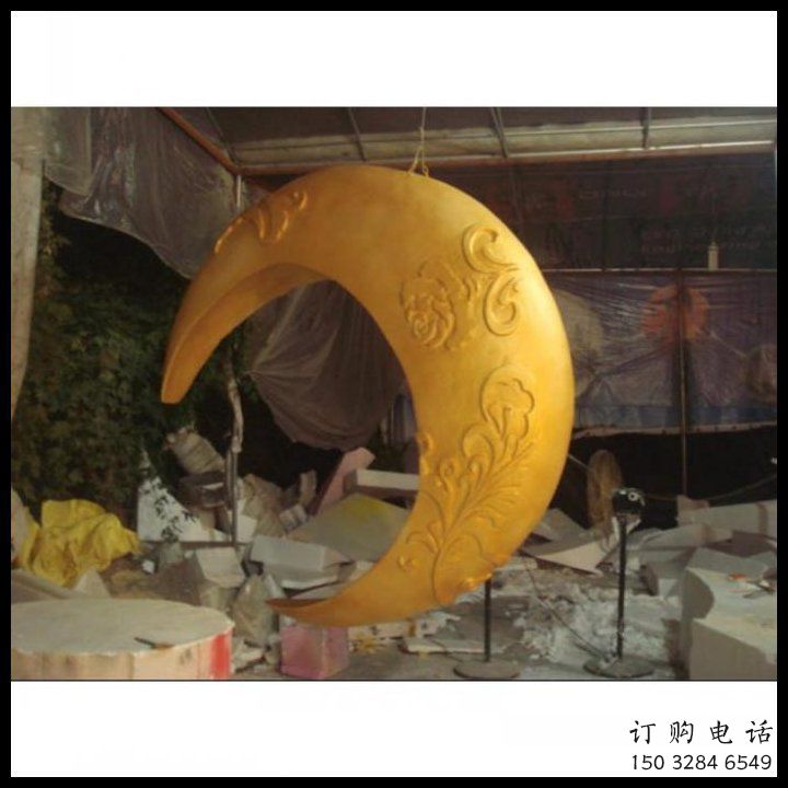 景區(qū)月亮船雕塑，鍍金歐式雕塑，鐵藝材質(zhì)