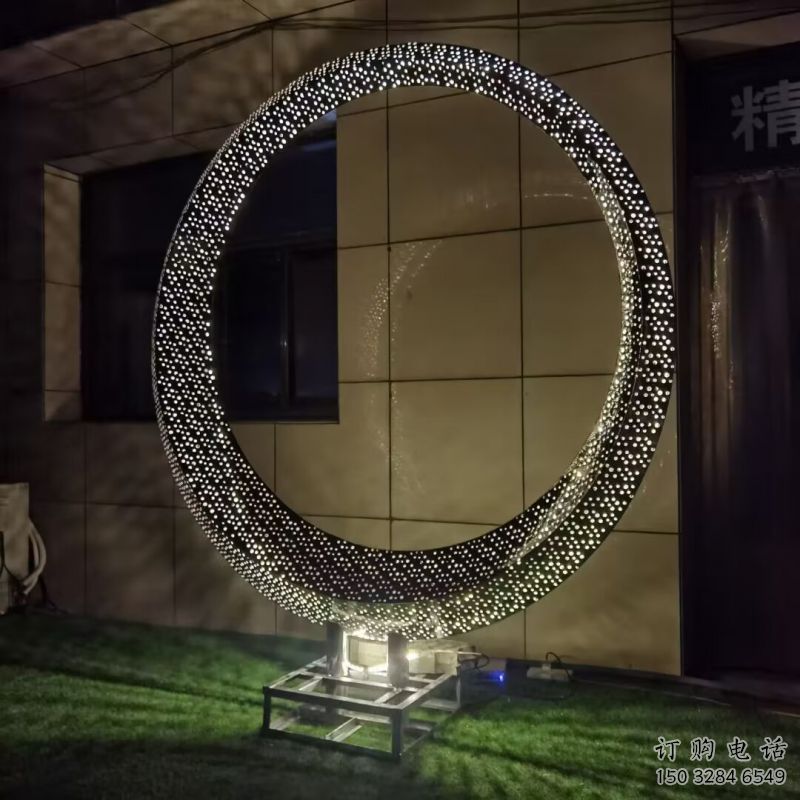 圓環(huán)雕塑生產，透雕系列，別墅燈光圓環(huán)雕塑生產商