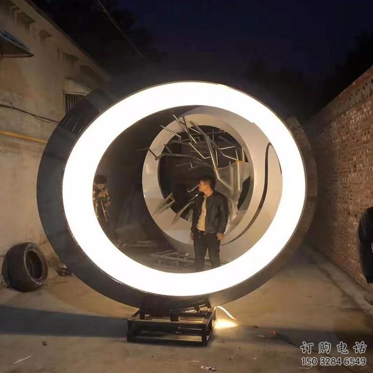 圓環(huán)雕塑制造商，城區(qū)小品，不銹鋼圓環(huán)雕塑制作定制