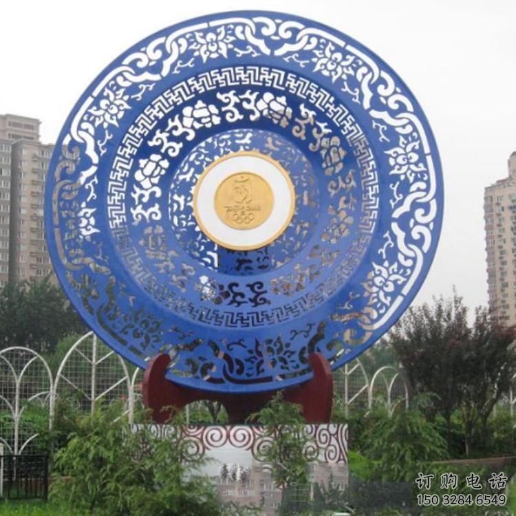 建筑圓環(huán)雕塑承接，美陳雕塑，烤漆圓環(huán)雕塑定制
