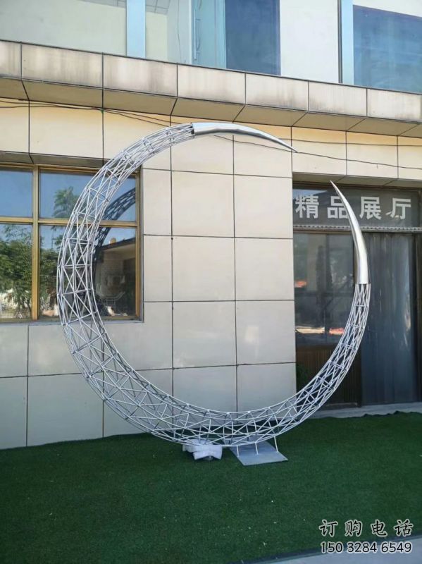 抽象圓環(huán)雕塑預(yù)定，校園雕塑，鏤空?qǐng)A環(huán)雕塑承接