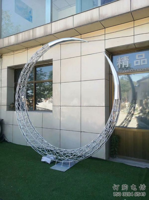 圓環(huán)雕塑制造商，小區(qū)擺件，白鋼鏤空?qǐng)A環(huán)雕塑提供