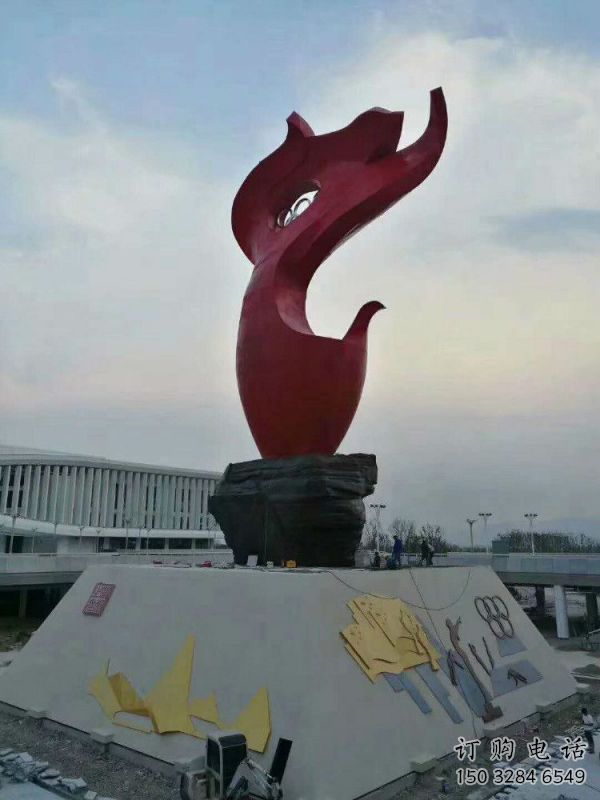 火炬雕塑供應(yīng)，花園小品，現(xiàn)代不銹鋼火炬雕塑展品