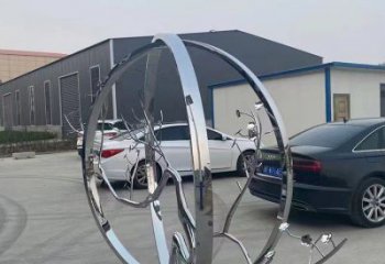 城市圓環(huán)雕塑，網(wǎng)格景觀雕塑，拋光效果