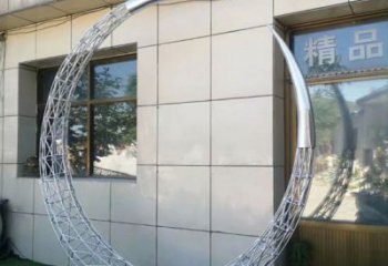圓環(huán)雕塑制造商，小區(qū)擺件，白鋼鏤空圓環(huán)雕塑提供