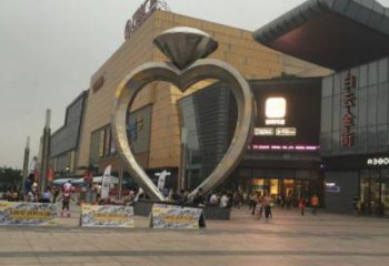 酒店戒指雕塑