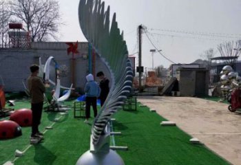 校園翅膀雕塑，拉絲景觀雕塑，抽象主題
