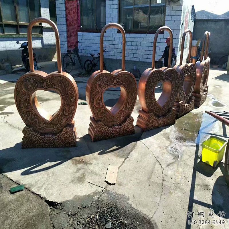 社區(qū)鎖子雕塑常用，景觀概念，玻璃鋼鎖子雕塑展品
