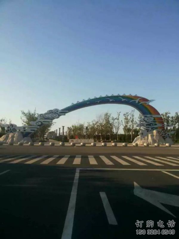 汕尾云朵大門雕塑，公園美陳元素，不銹鋼云朵大門雕塑
