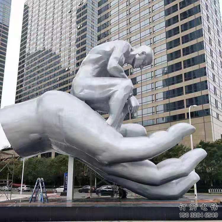常州沉思者雕塑，景觀雕塑，手托人物雕塑廠家提供