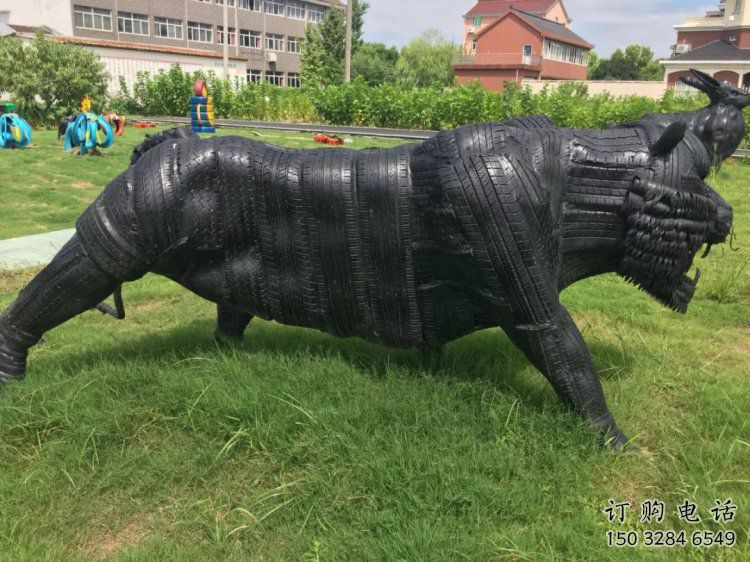 黃南輪胎牛雕塑承接，鍛造工藝，仿銅輪胎牛雕塑訂做