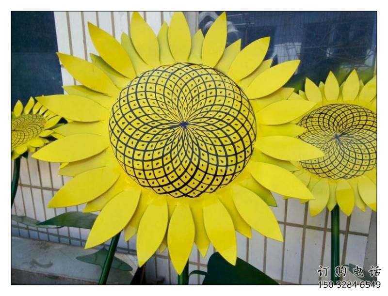 雙橋抽象花籃雕塑展品，小區(qū)雕塑，葵花花籃雕塑工程制作精選