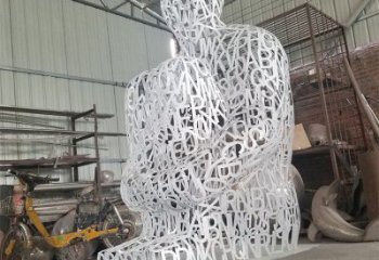 下城大型鏤空人物雕塑常用，戶外擺放，鐵藝字母人物雕塑展示