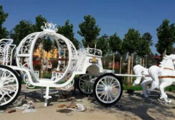 黔江廣場(chǎng)馬車雕塑